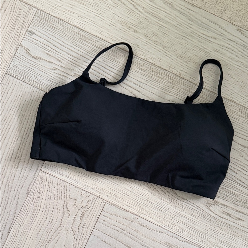 Knix Sculpt Square Neck bikini top size small +
